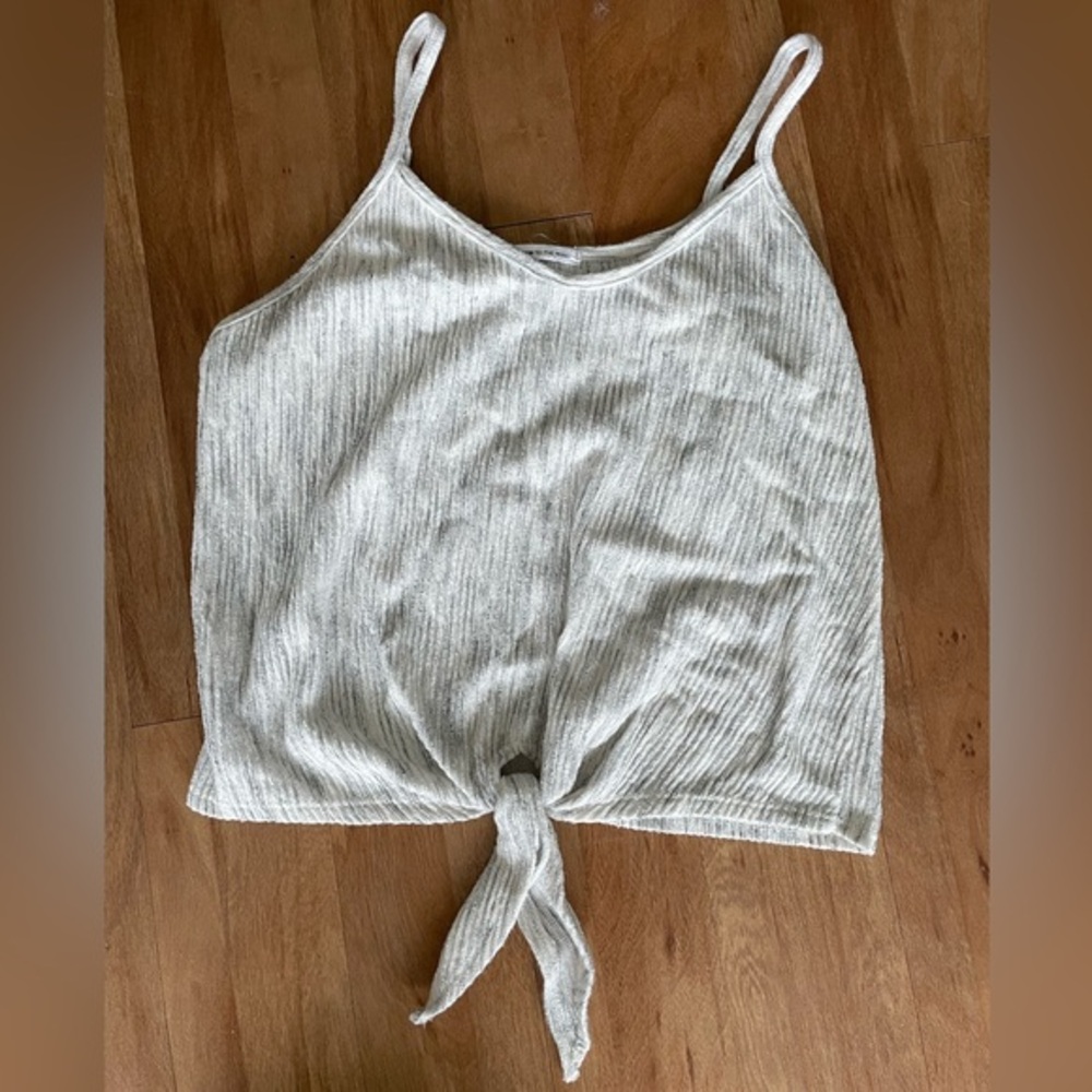 Caution to the Wind | Women’s Medium Heather Gray Cropped Ribbed Tank with Tie